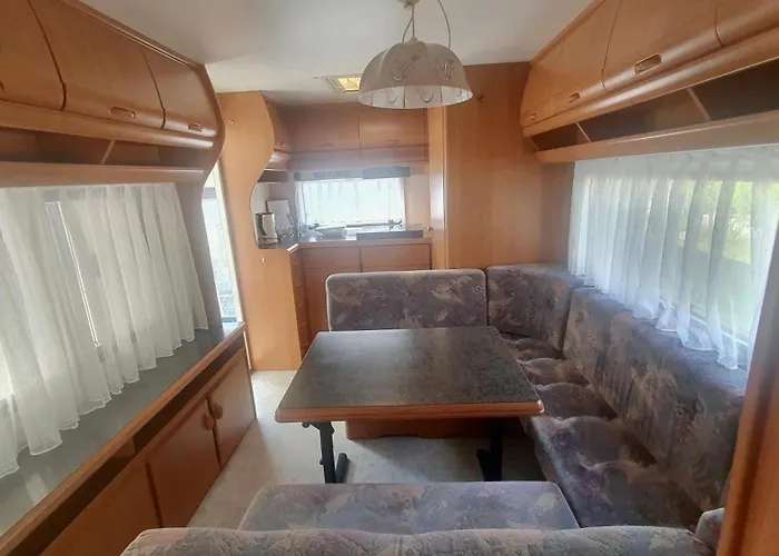 Przyczepy Kempingowe Azur Blisko Plazy I Centrum